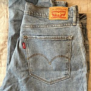 Limited Edition Levi Crop Pin Stripe Jean